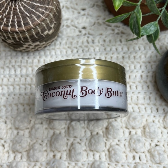 TRADER JOES COCONUT Body Butter 8 oz. Tub of Cream New Unopened Original Package - Picture 3 of 6